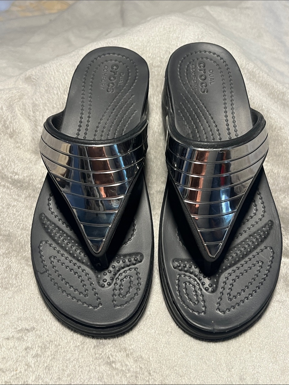 Crocs,Monterey Metallic Wedge Flip